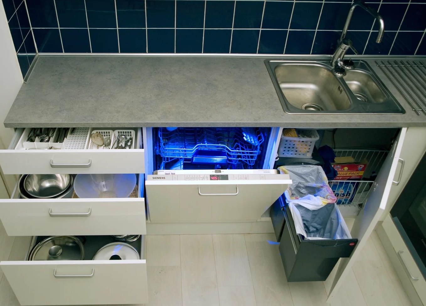 Dishwasher Leak Cleanup in Port St. Lucie, FL